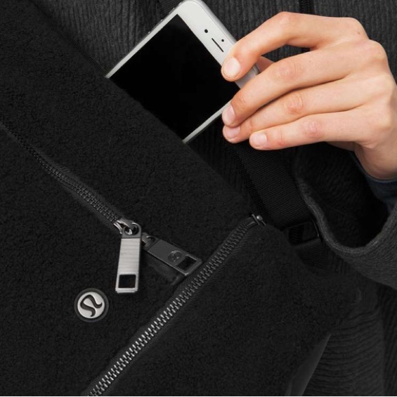 Lululemon Sherpa Backpack - Picture 2 of 16